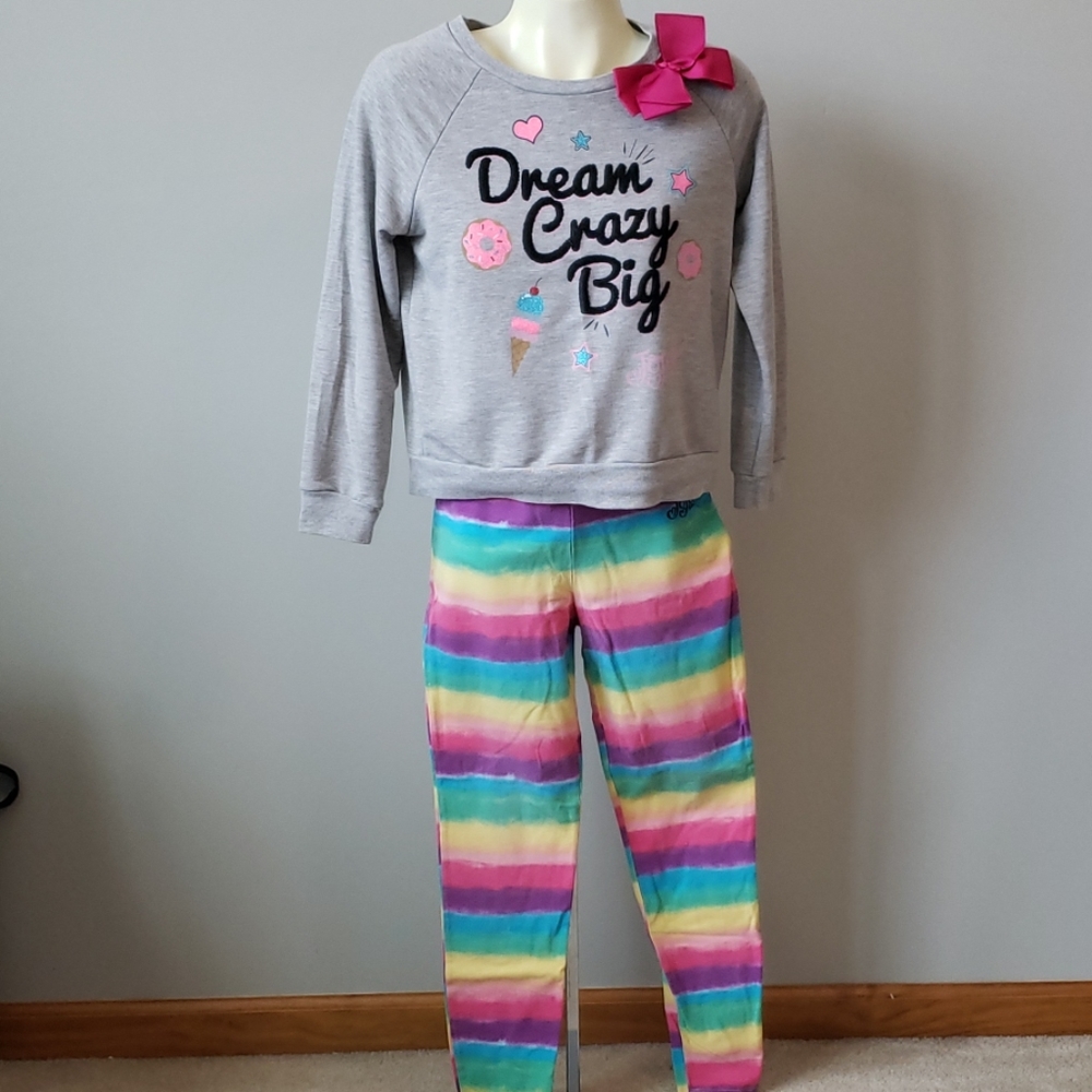 JoJo Siwaa sweatshirt and leggings